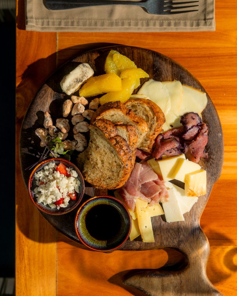 scala restaurante uvita perez zeledon sunrise hill glamping